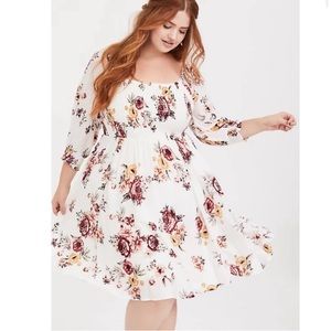 WHITE FLORAL SMOCKED SKATER DRESS